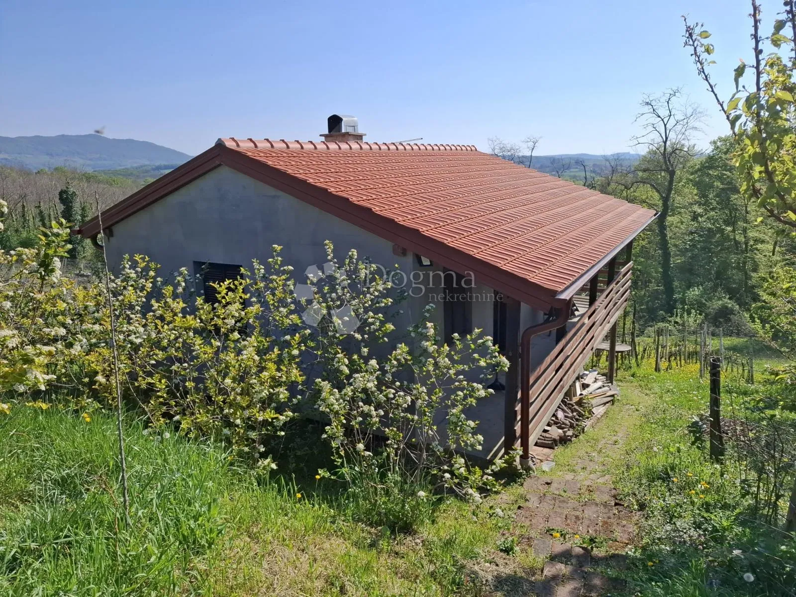 stražinec – klet s vinogradom, voćnjakom, površine 1.200 m² - slika 2