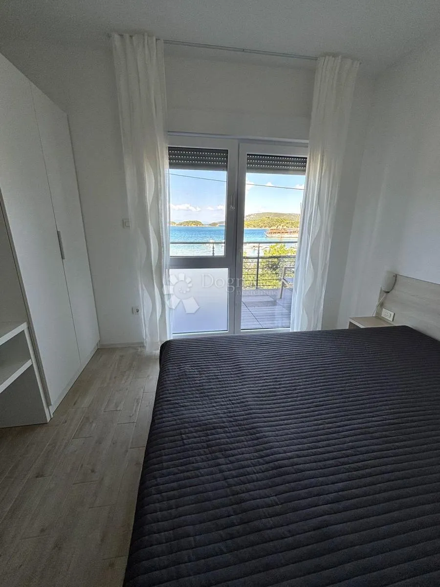 rijetkost na tržištu, villa s 10 kategoriziranih apartmana - slika 3