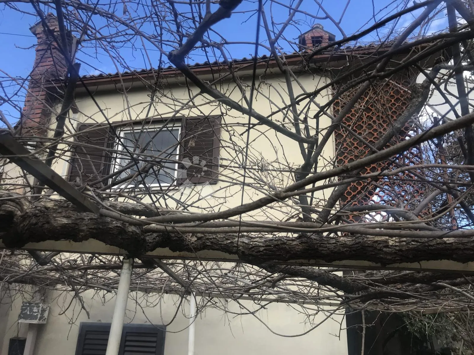 kuća s velikom garažom trinajstići - slika 4