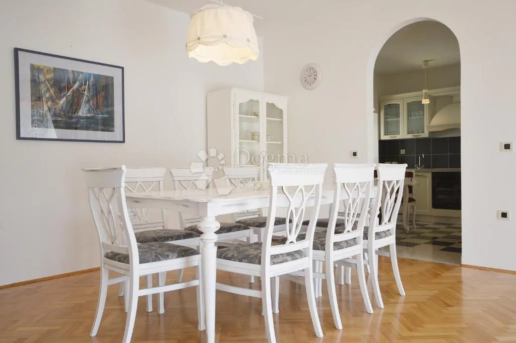 uređeni trosoban stan 128m2 u kamenoj kući - zadar(arbanasi) - slika 10