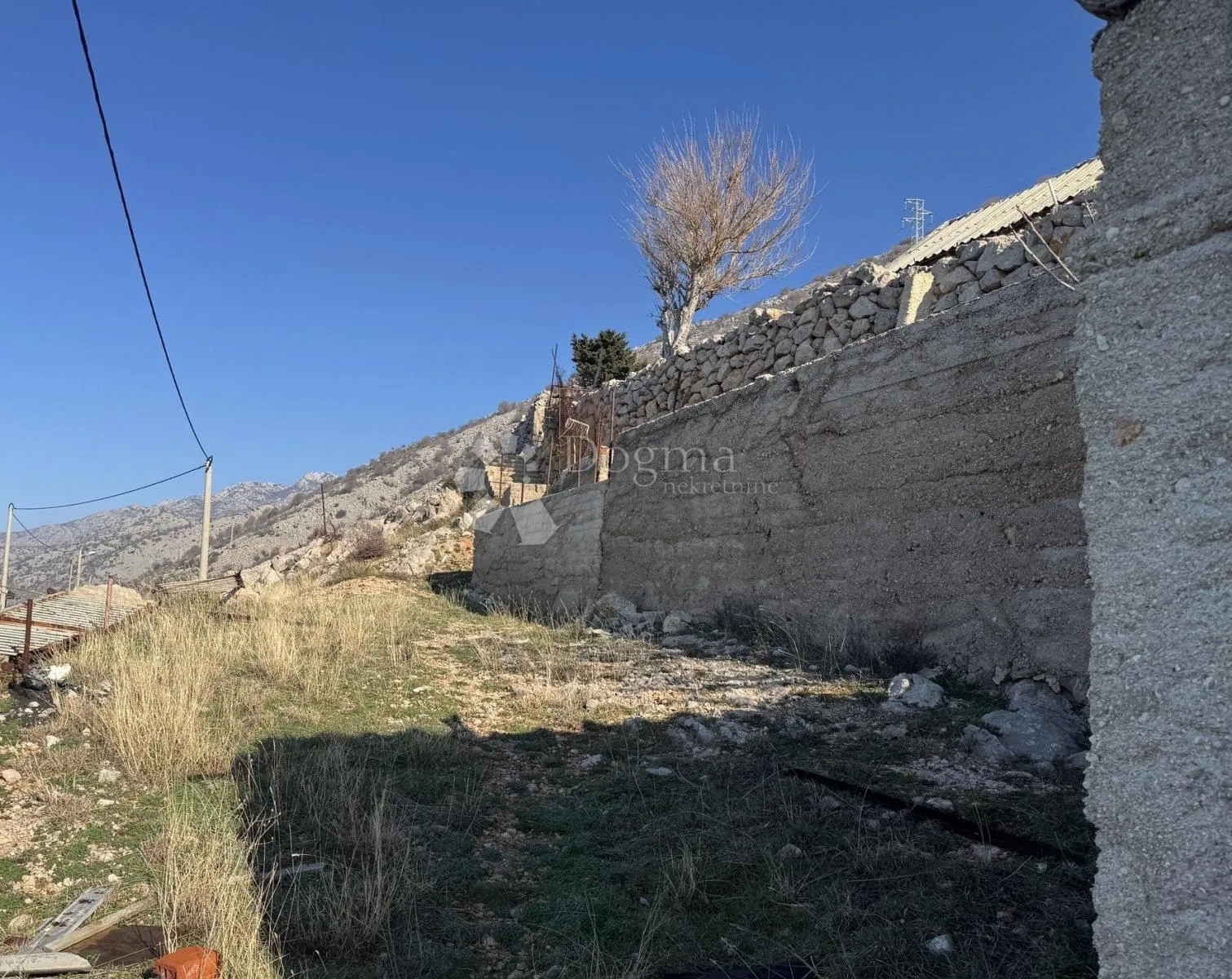 karlobag lukovo šugarje teren na moru - slika 3