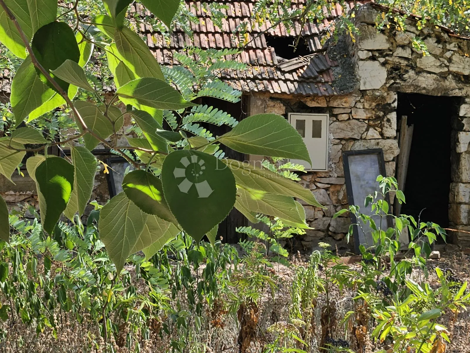 zemljište za gradnju 6 stanova - slika 7