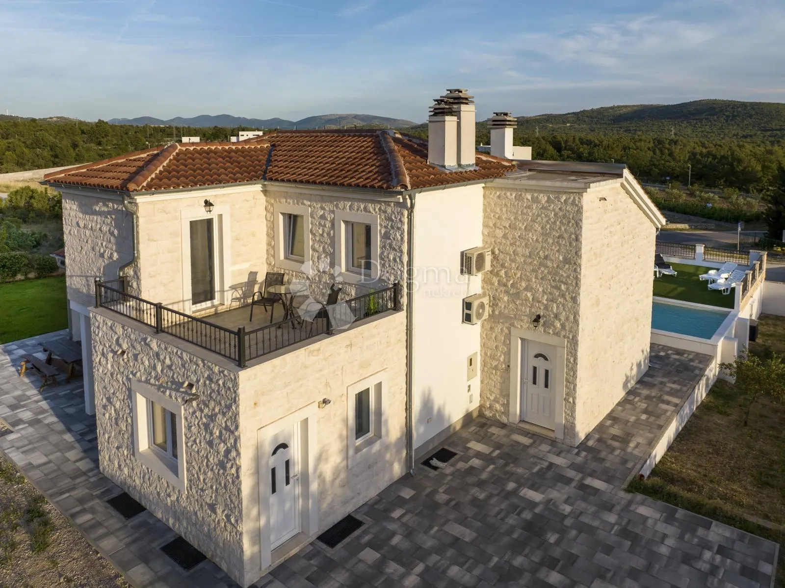 dubrava kod šibenika - prekrasna villa sa bazenom, 282 m2 - slika 4