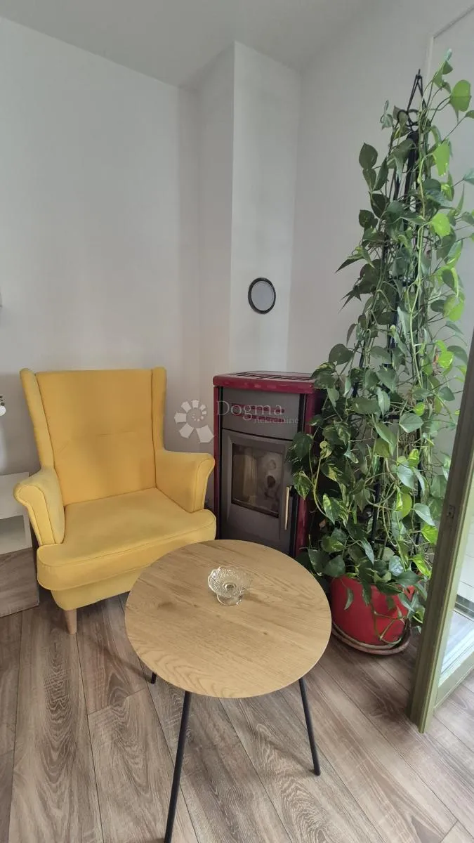 2 stana jedna investicija samo 500 m od mora - slika 43