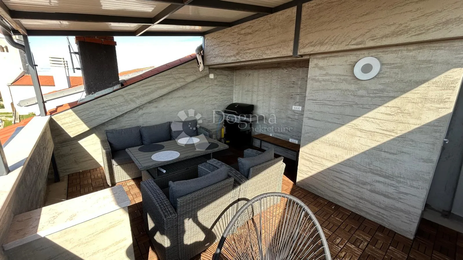 predivna renovirana kuća 160m2 - šišan - slika 3