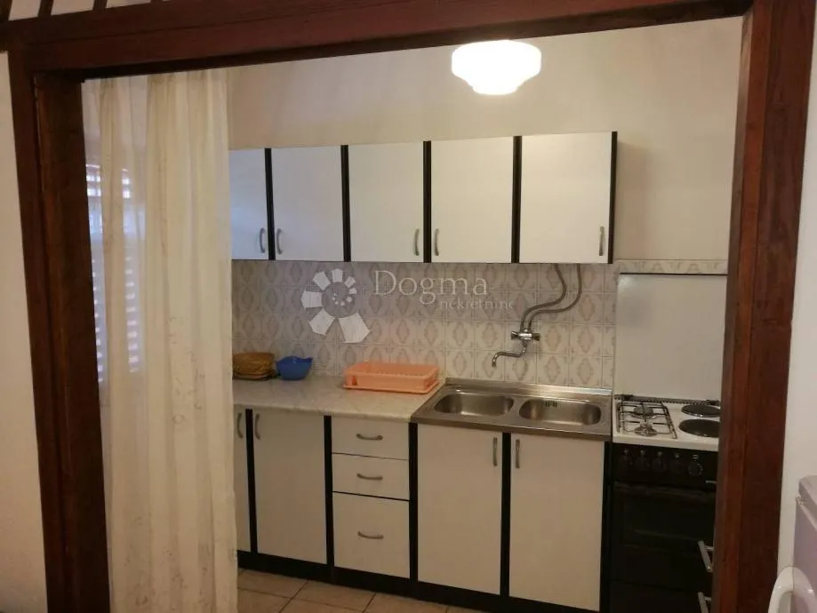 kuća blizu mora - slika 4