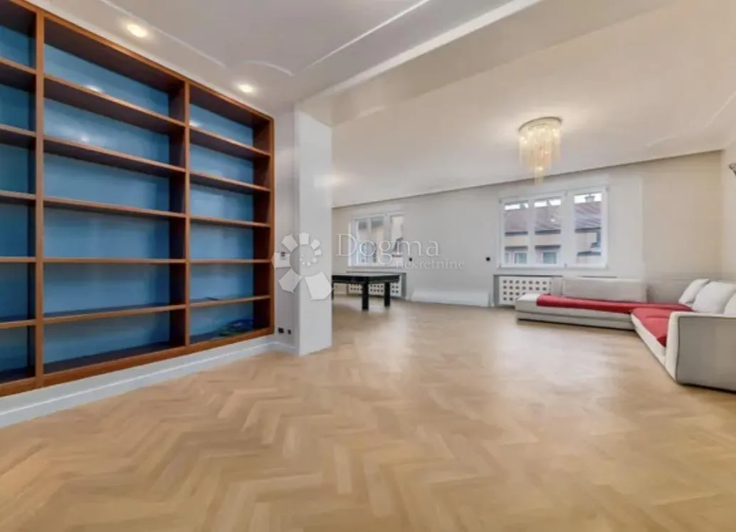 zagreb centar – trosoban stan 160 m² s parkingom - slika 2
