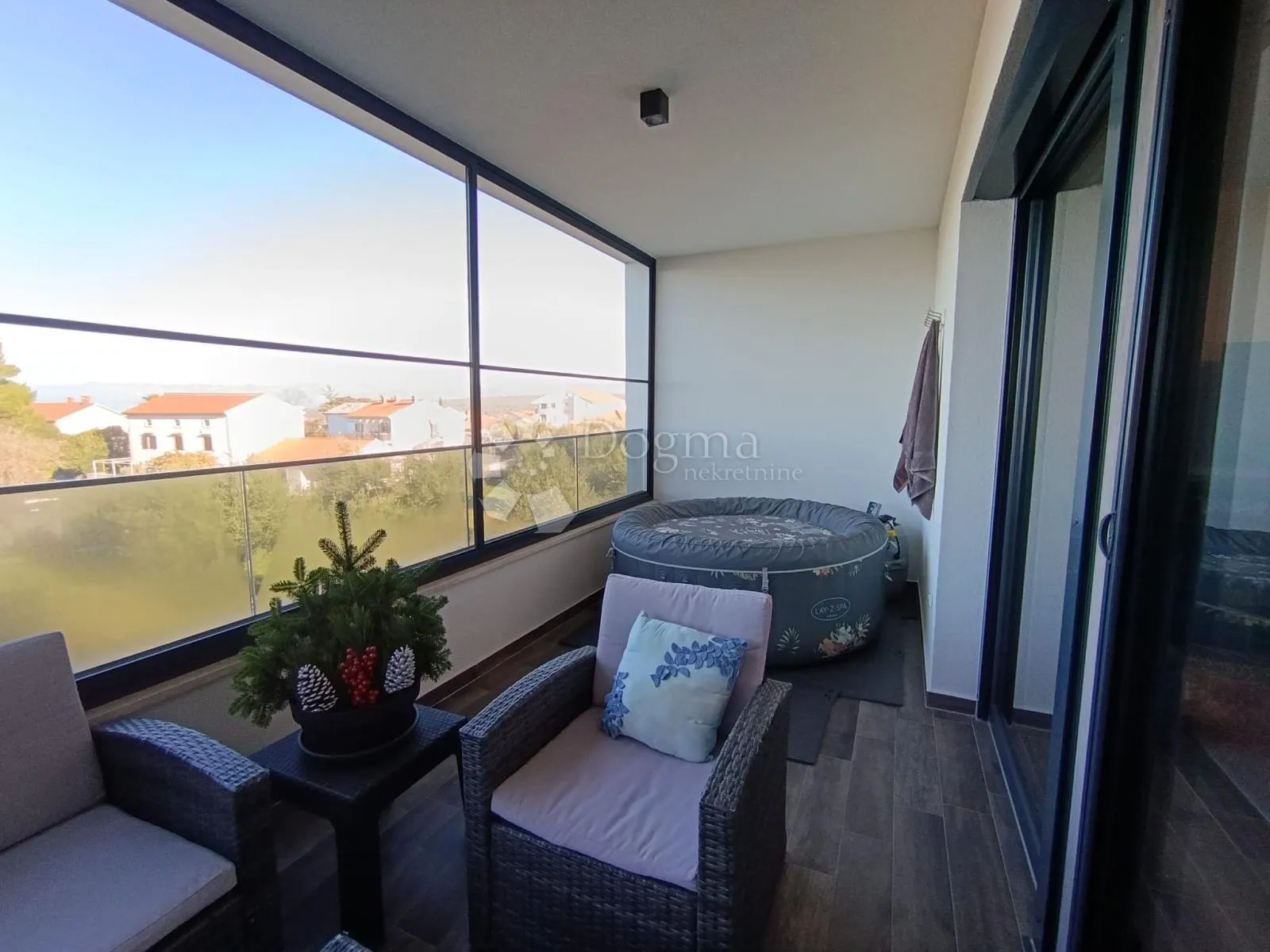 odličan stan/apartman sa 19 m2 terase - malinska - slika 5
