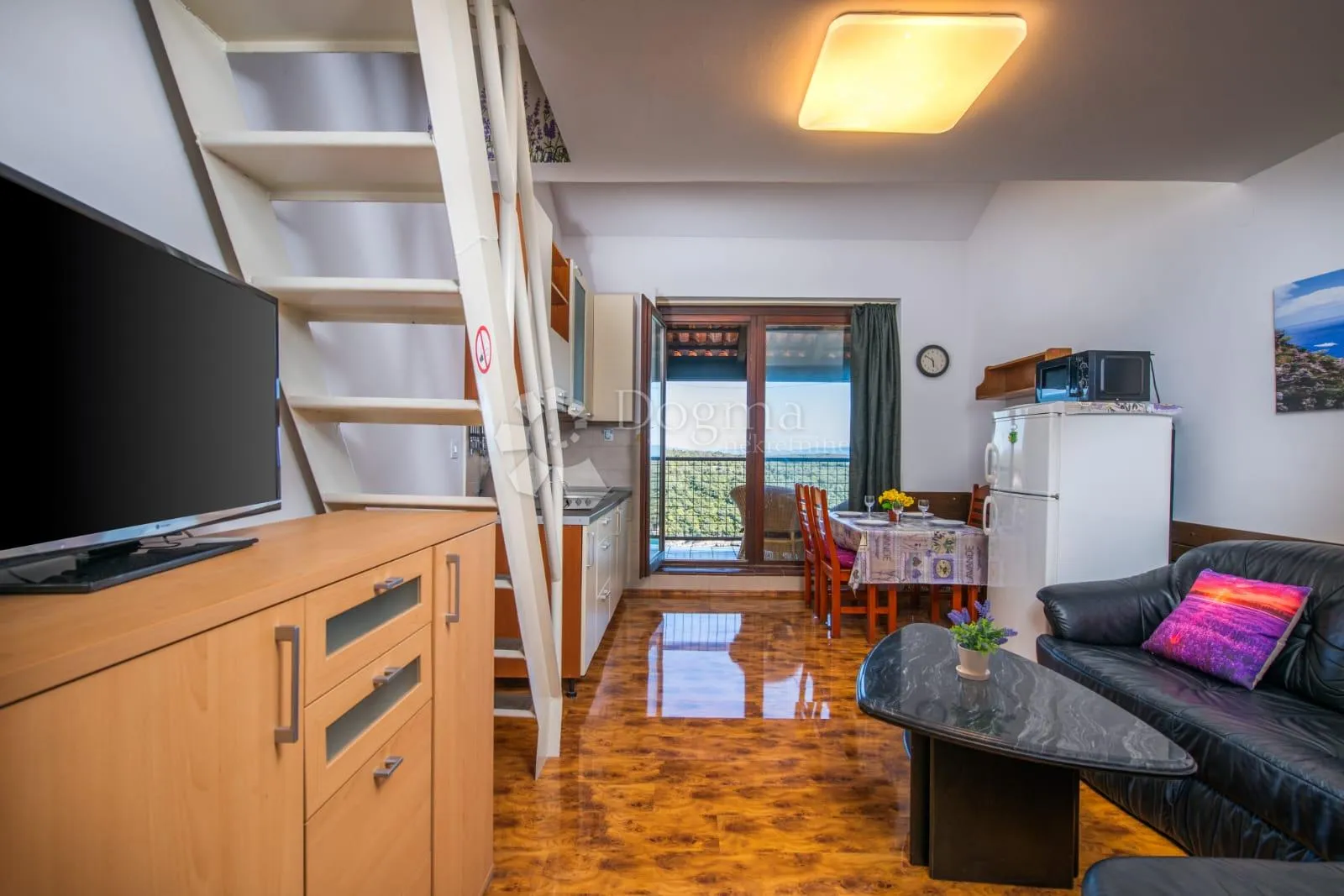 apartman sa pogledom na more - 150m od plaže - slika 3