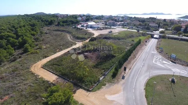 Zemljište za komercijalnu gradnju - Pakoštane