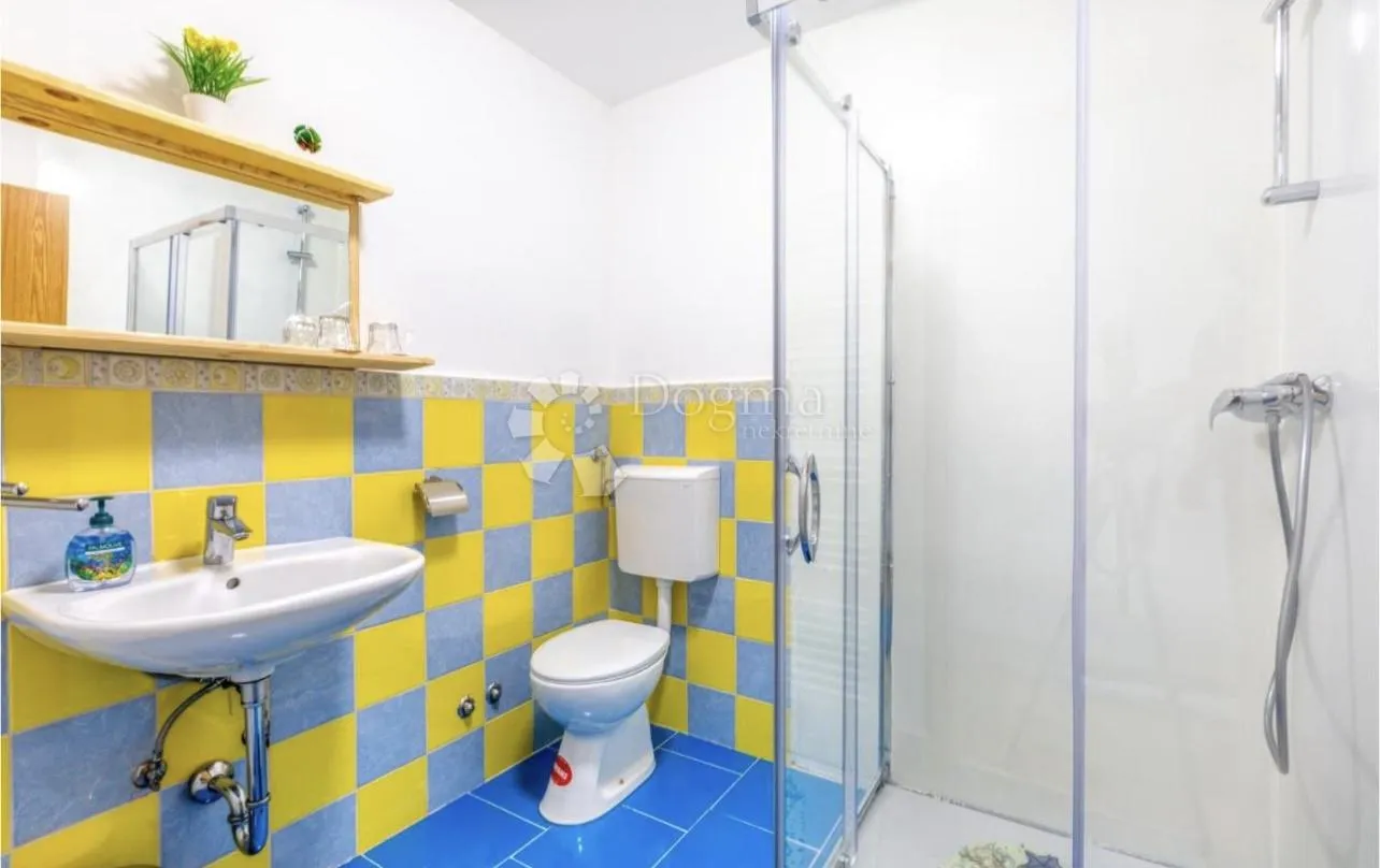 gospodarsko imanje u okolici otočca - slika 28