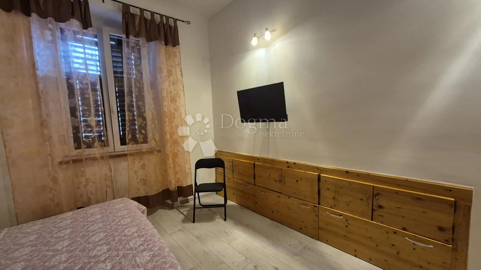 stan blizu ekonomskog fakulteta u puli, površina 79,38 m2 sa uporabnom dozvolom - slika 32