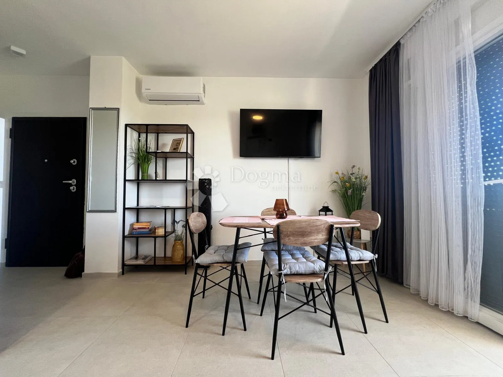 peroj: stan s pogledom na more i parkingom (44 m²) - slika 5