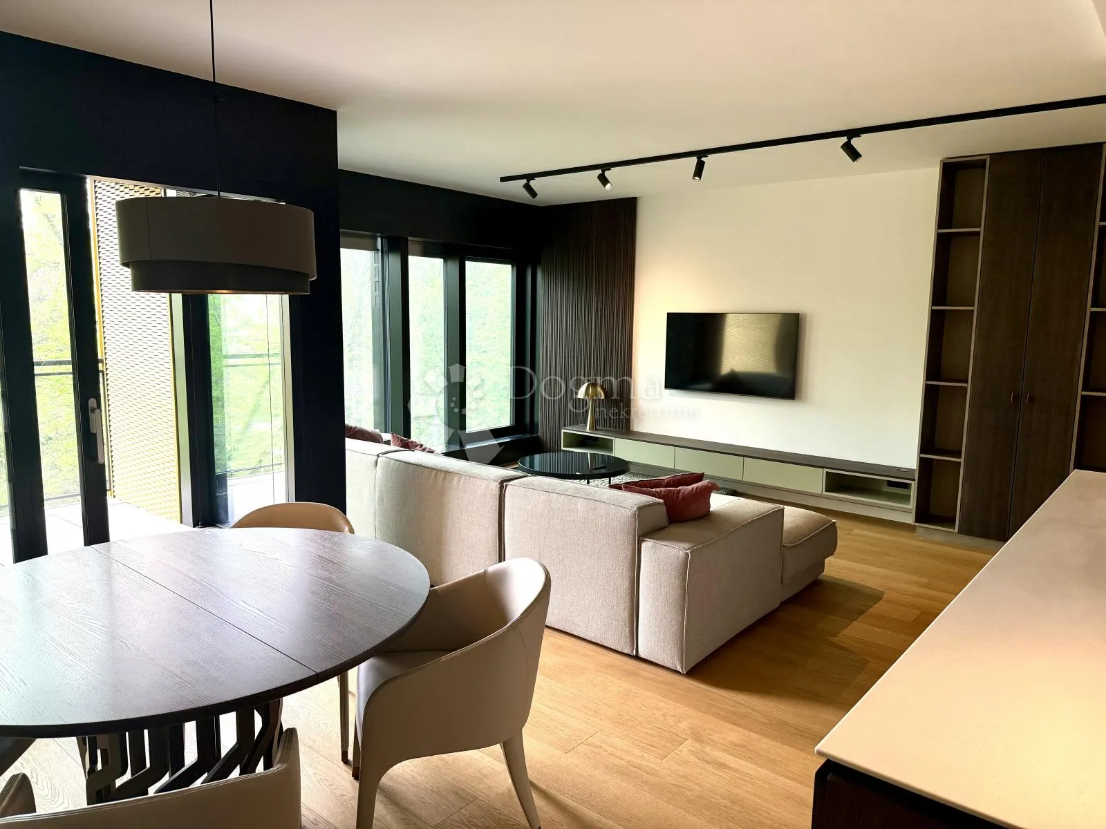 zagreb, centar, luksuzan stan 97 m2 s privatnim liftom - slika 3
