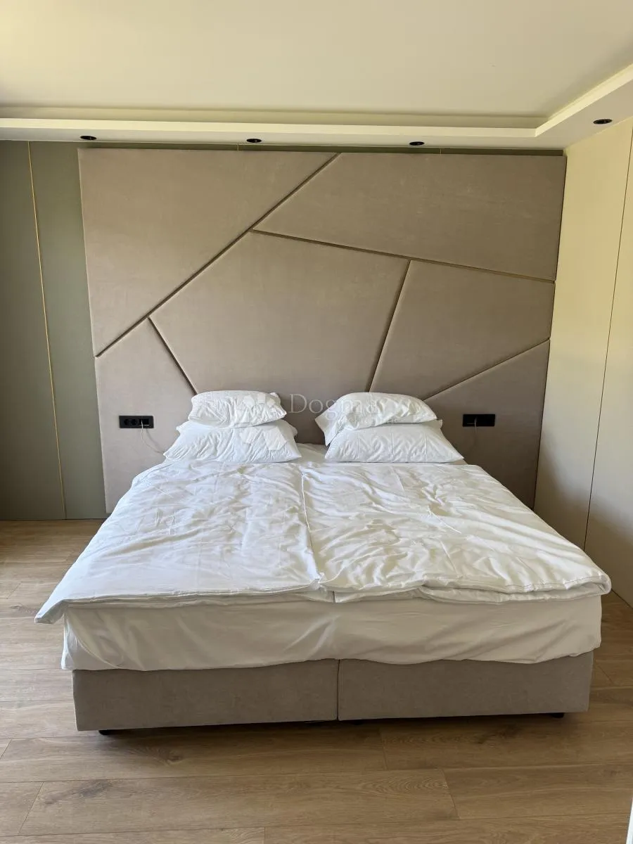luksuzni apartman u hotelu! - slika 22