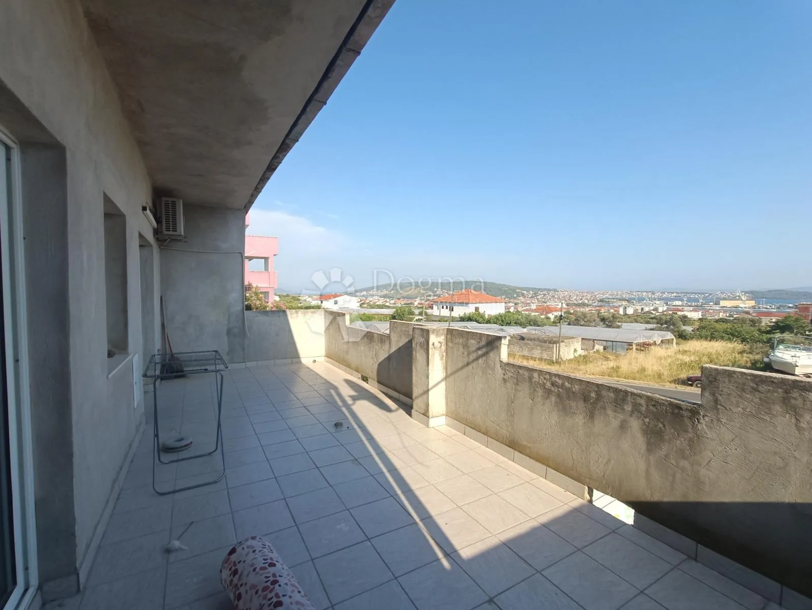 kuća u segetu donjem s pogledom na more - slika 4