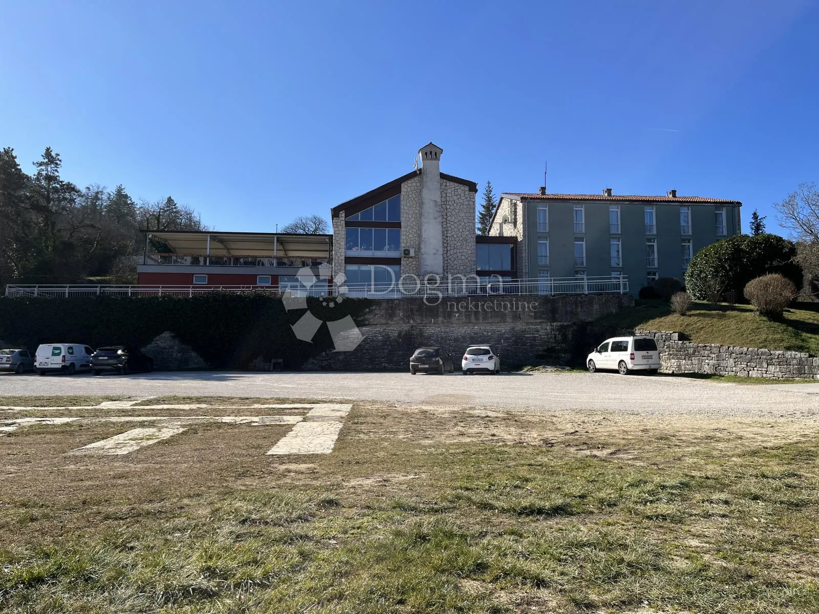 hotel u srcu istre s prekrasnim pogledom na prirodu - slika 12