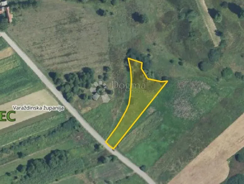 poljoprivredno zemljište 3014 m² - slika 1