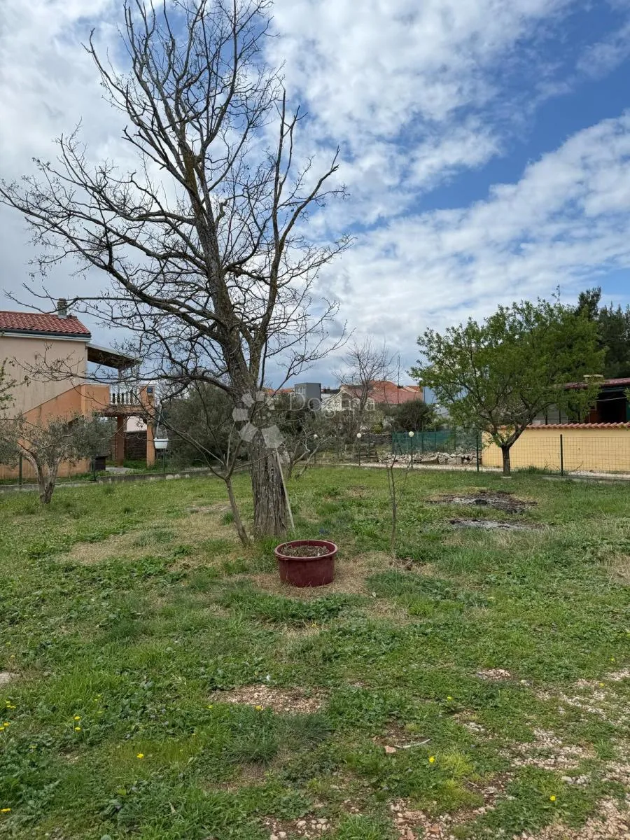prodaja kuće s poslovnim prostorom u pakoštanima – savršena prilika za investiciju - slika 4