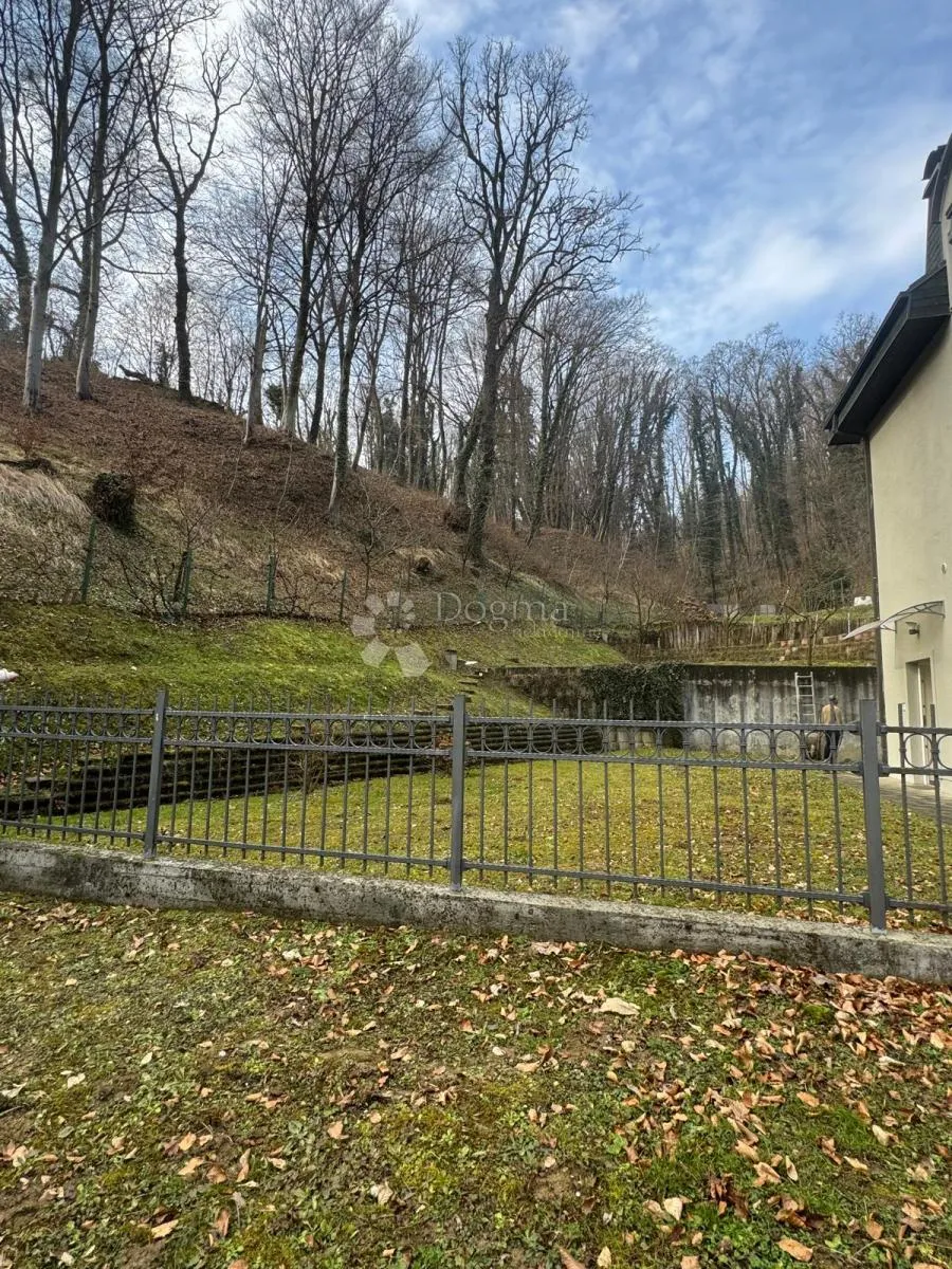 lijepa obiteljska kuća na šestinskom dolu - slika 5