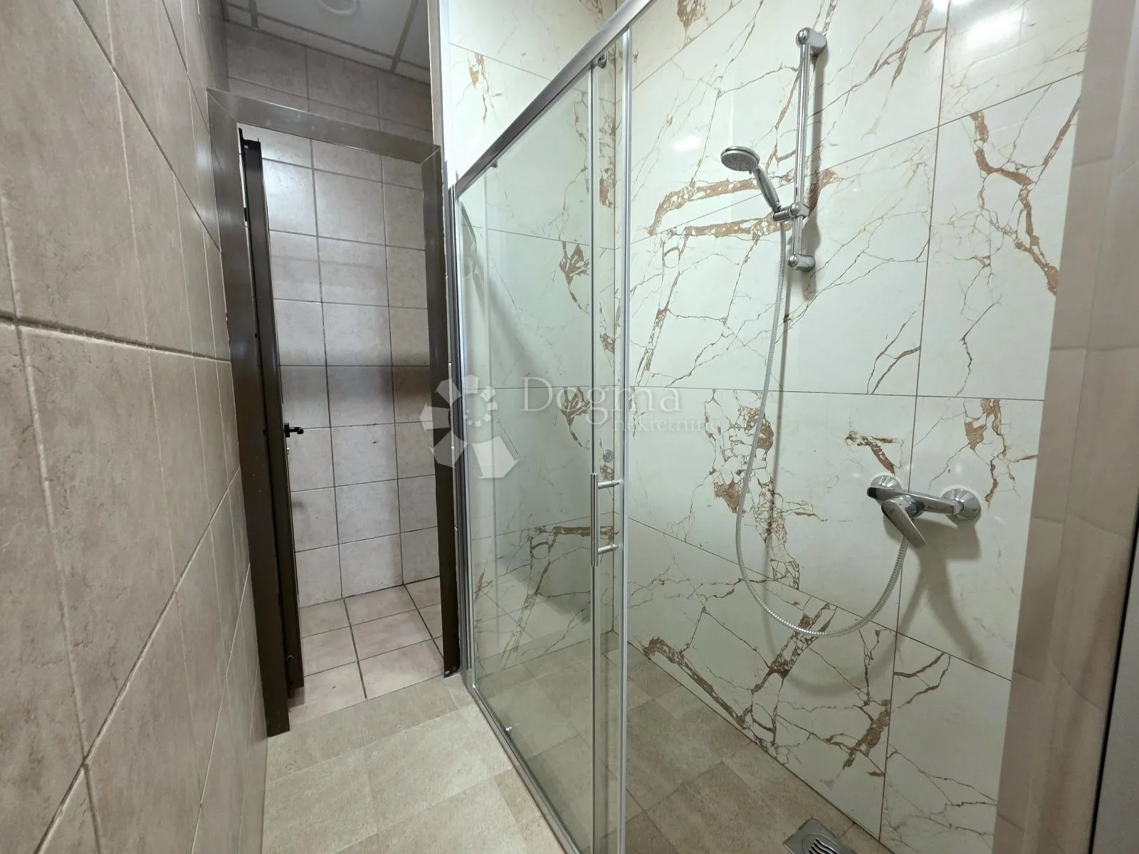 prodaja, stan, nkp 136,38 m², križ - slika 12