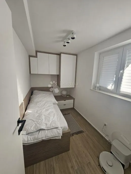 odlična investicija - prodaja kuće, zagreb, kruge, 164m2 - slika 12