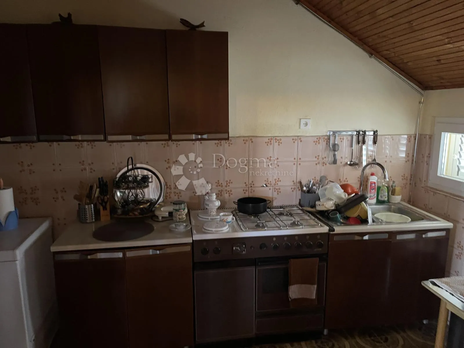 prekrasna kuća vodice - slika 7