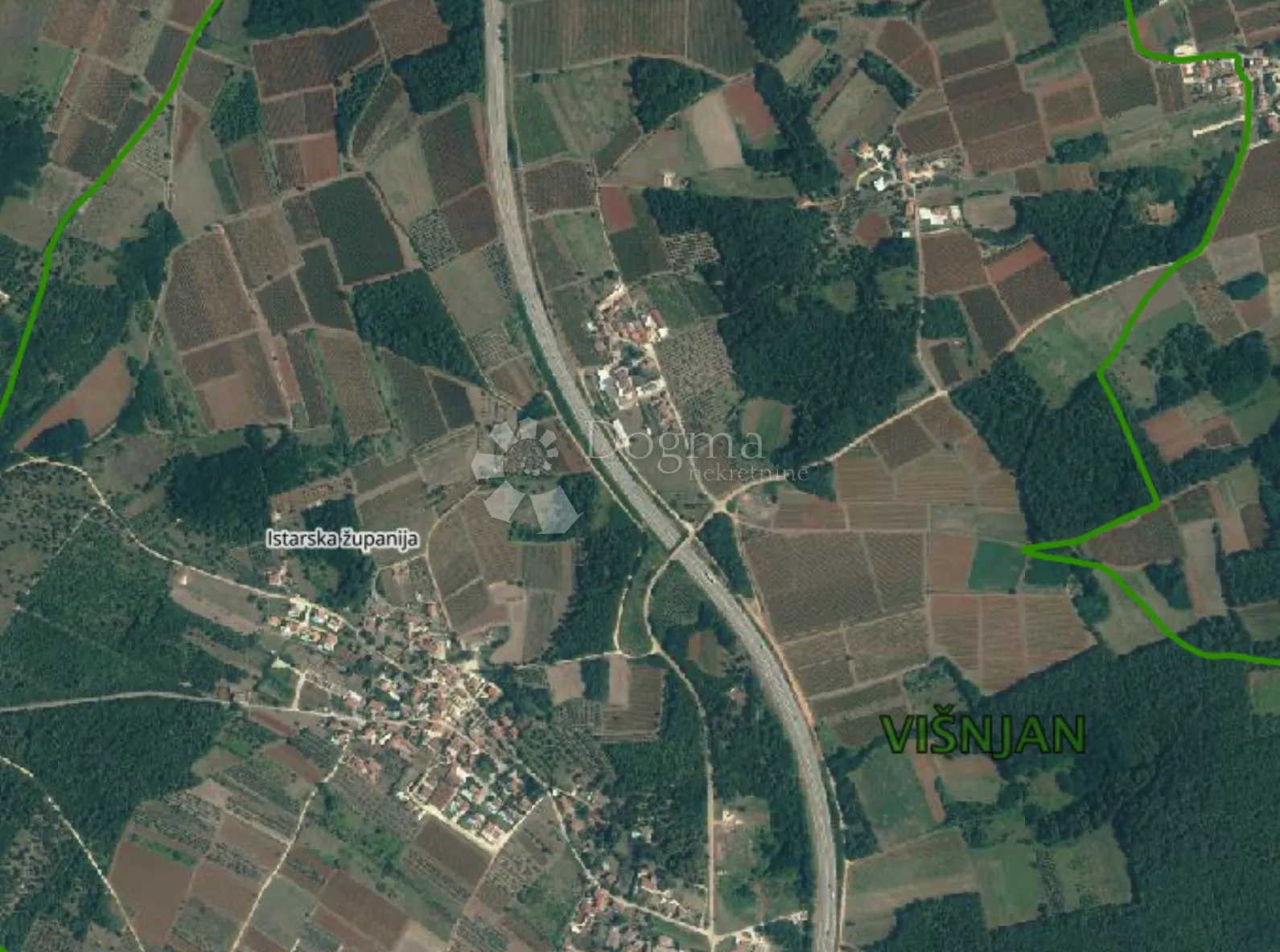 Na prodaju zemljište u Korlevićima – dio prekriven šumom - Korlevići, Višnjan
