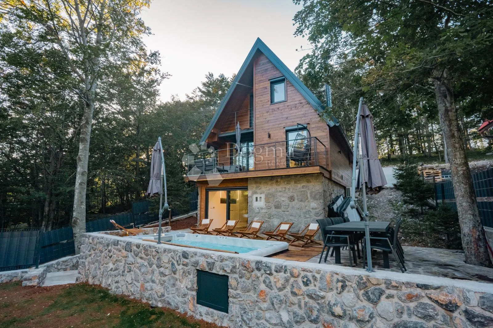 villa u srcu prirode - slika 2