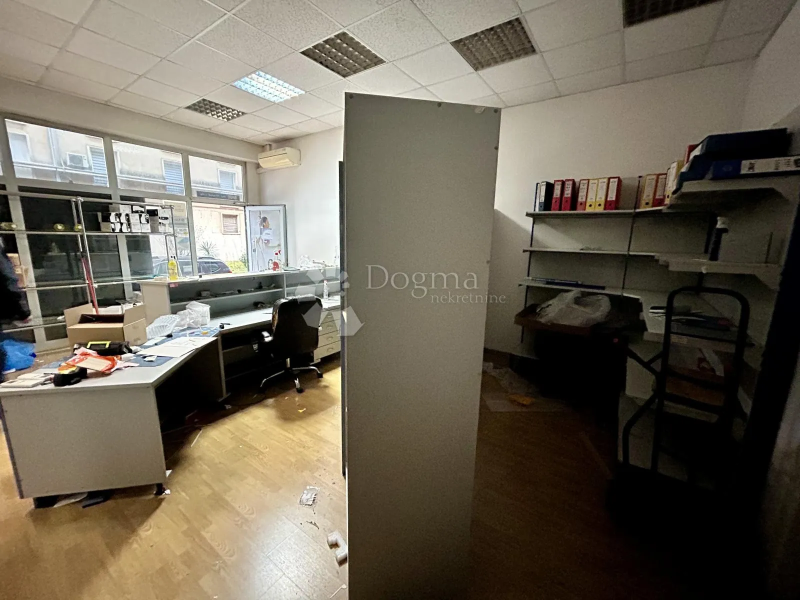 prostor za vaš posao na odličnoj lokaciji - slika 3