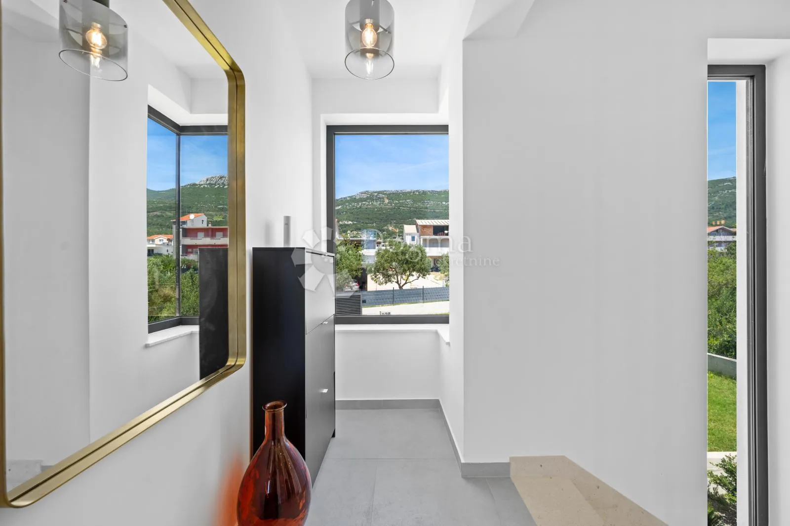 dizajnerska vila kaštela - slika 23
