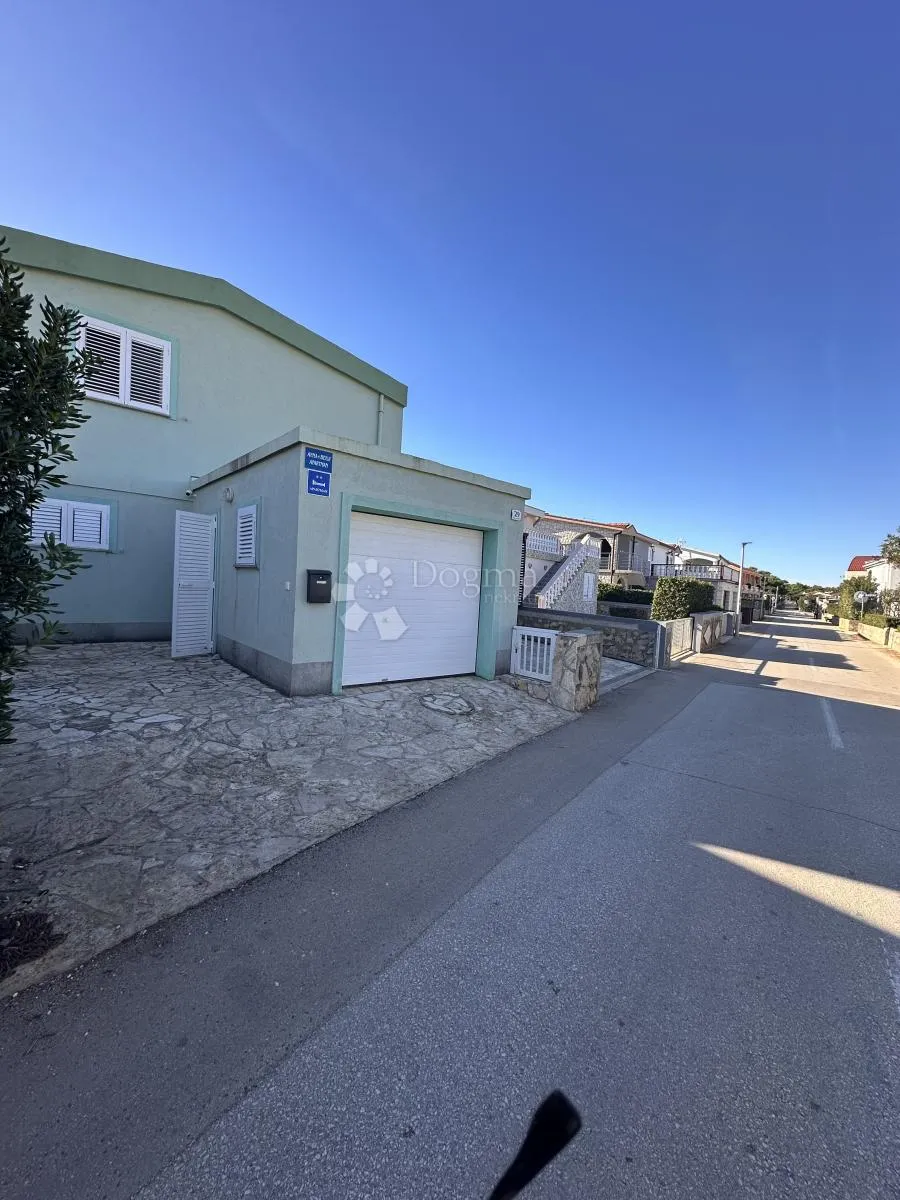 vir apartman 200m od mora - slika 1