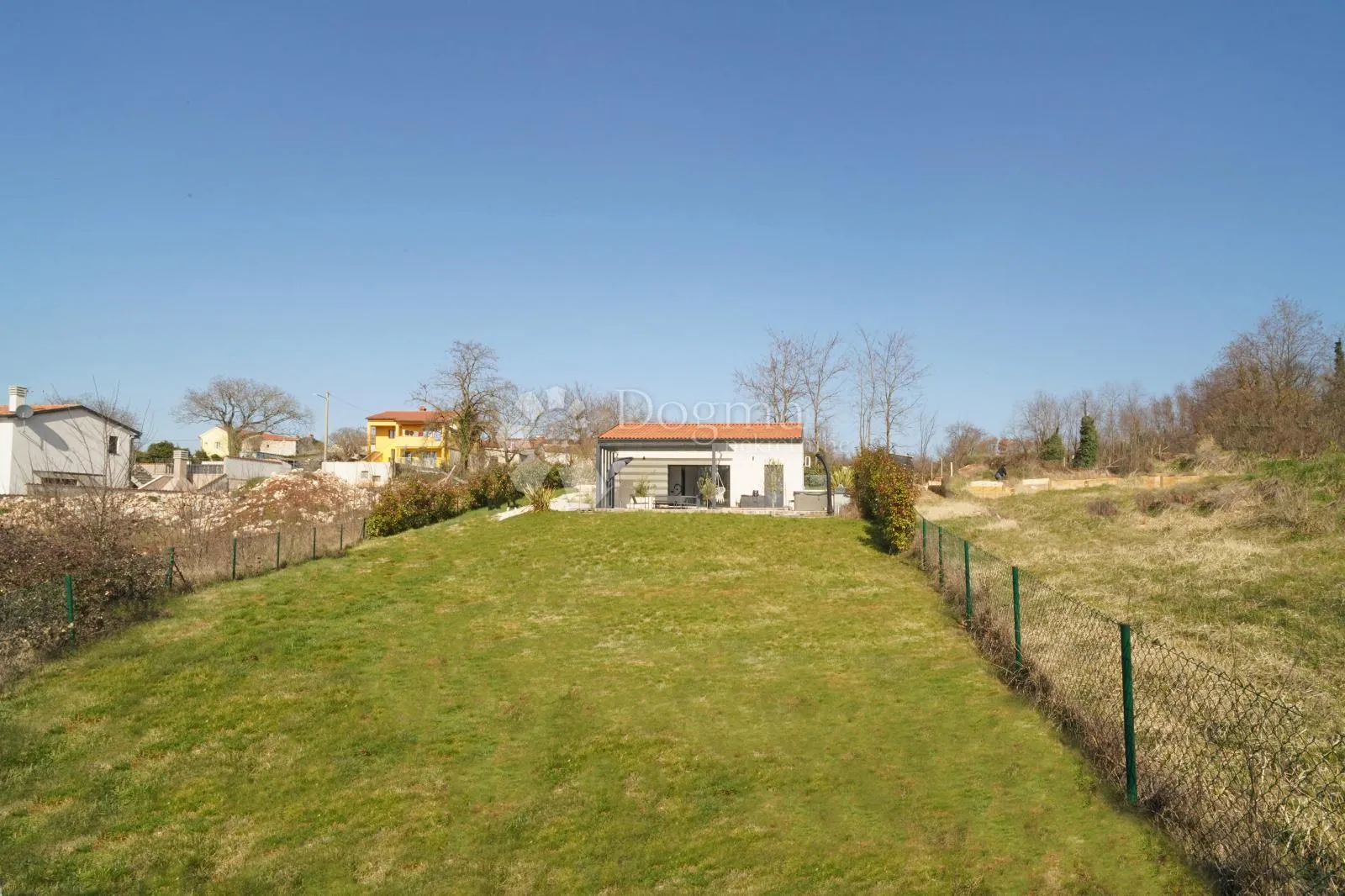 moderna prizemnica s bazenom i jacuzzijem na parceli od 944 m² – mirna lokacija u okolici višnjana - slika 20