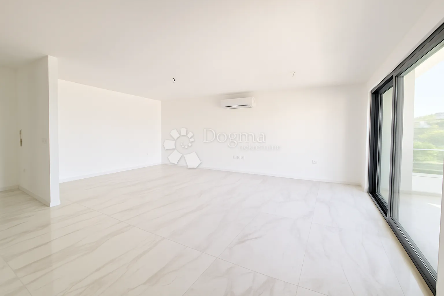 čiovo - penthouse sa krovnom terasom i pogledom na more! - slika 5