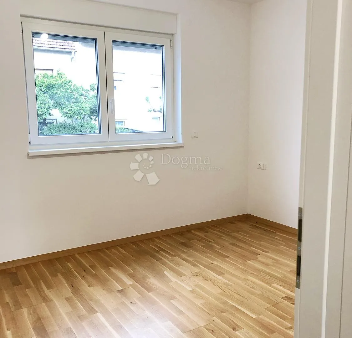 odličan stan s velikim vrtom - slika 4
