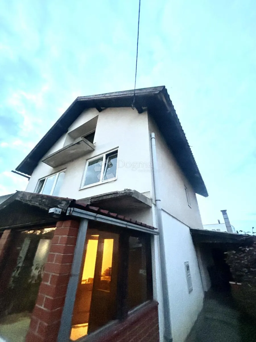 savršena prilika u samoboru - obiteljski dom - slika 1
