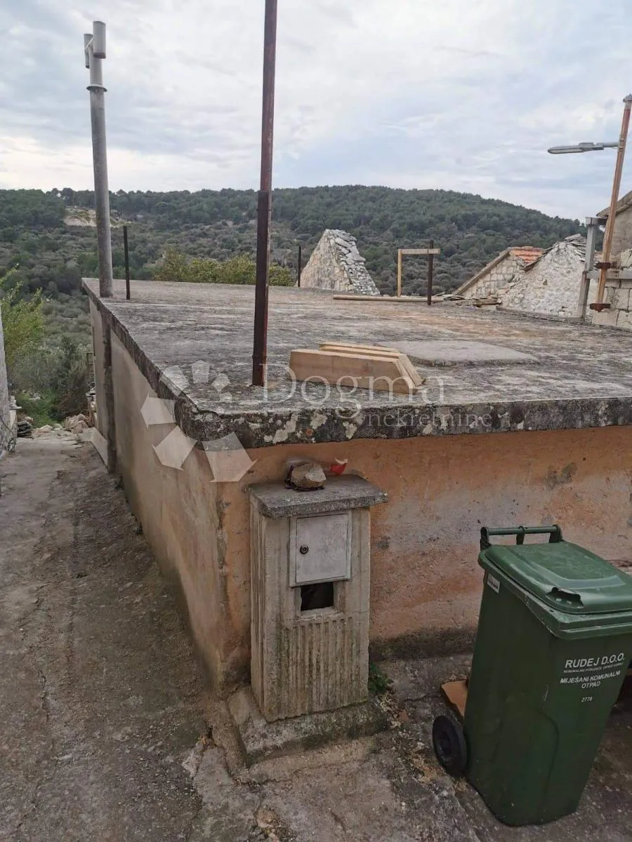 kamene kuće uz obalu - potencijal za turistički najam - slika 4