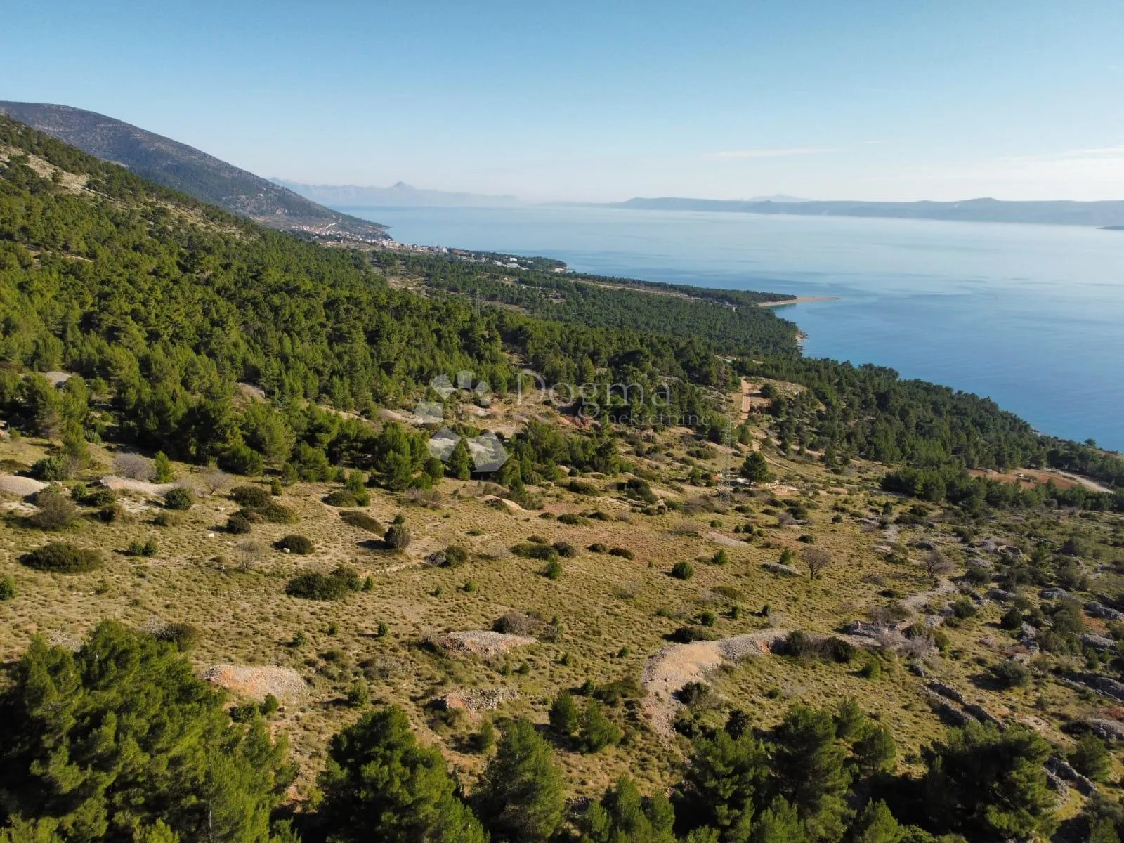 bol- 2949 m2 s pogledom na more - slika 2