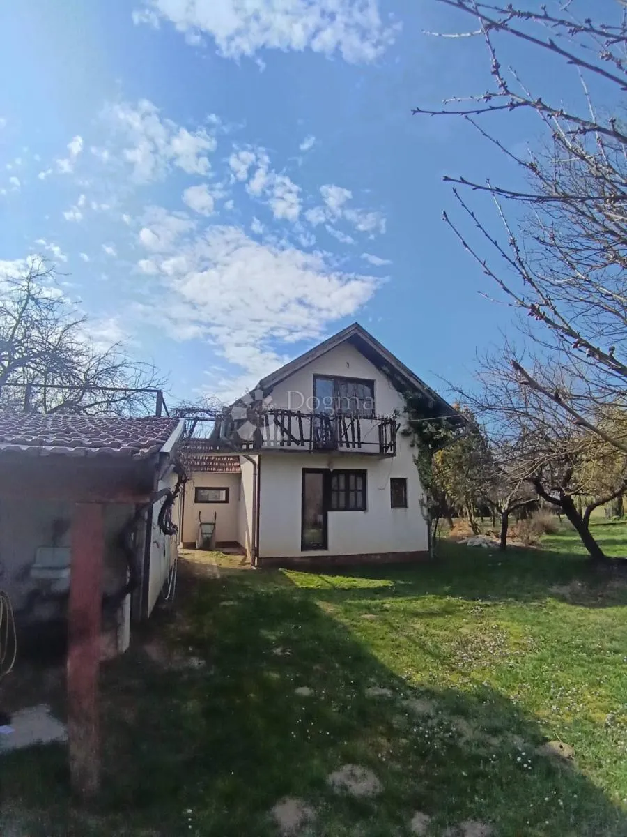 imanje s dva jezera i kućama na 23.755 m²! - slika 4