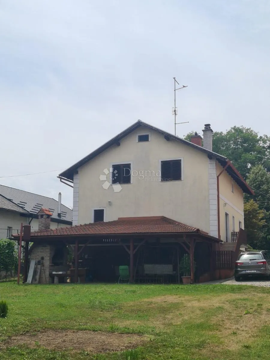 imanje u čalincu s romantičnom kurijom i modernom kućom - slika 7
