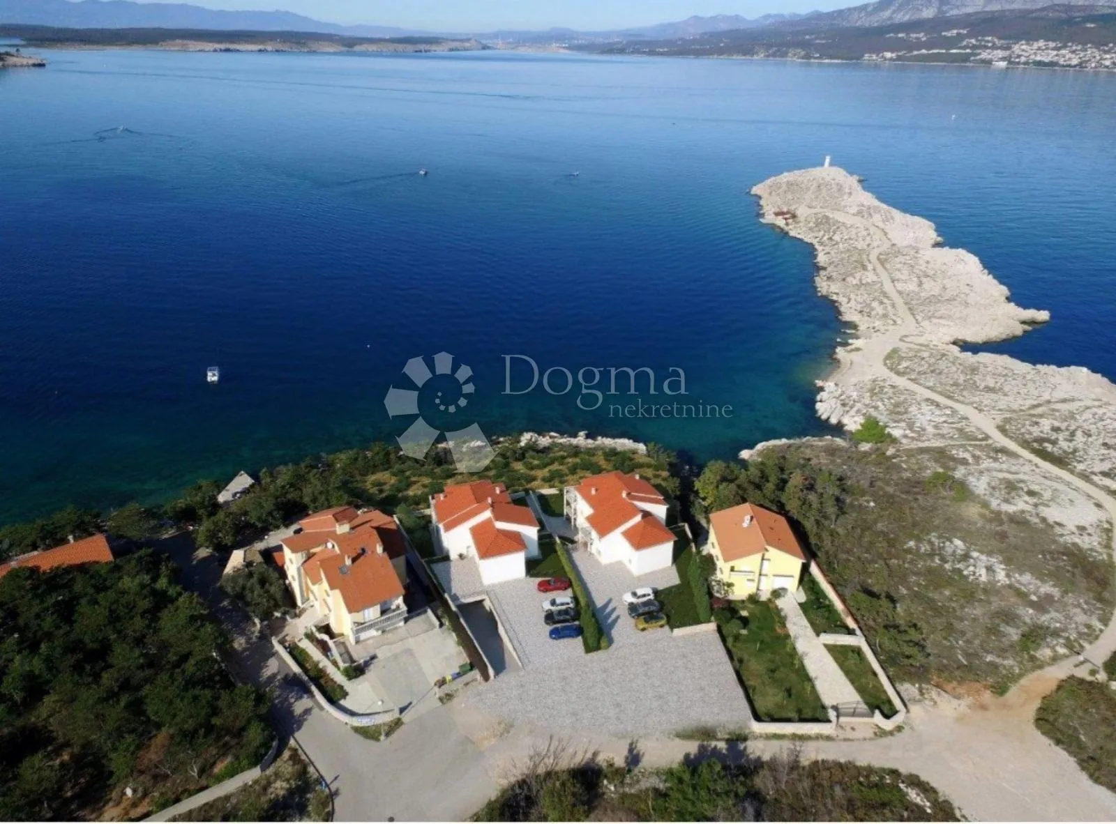 NOVOGRADNJA 72m2 - PRVI RED DO MORA - Krk