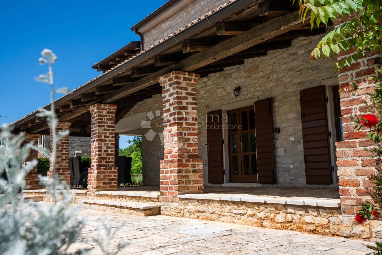 jedna od 10 vila-kompleksa-heraki-poreč - slika 2