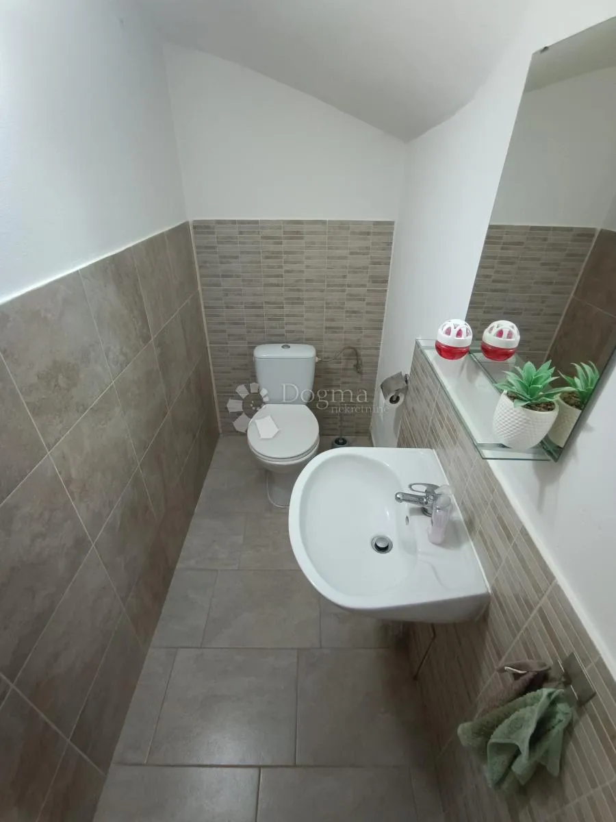 predivna kuća s bazenom - štokovci, svetvinčenat - slika 32
