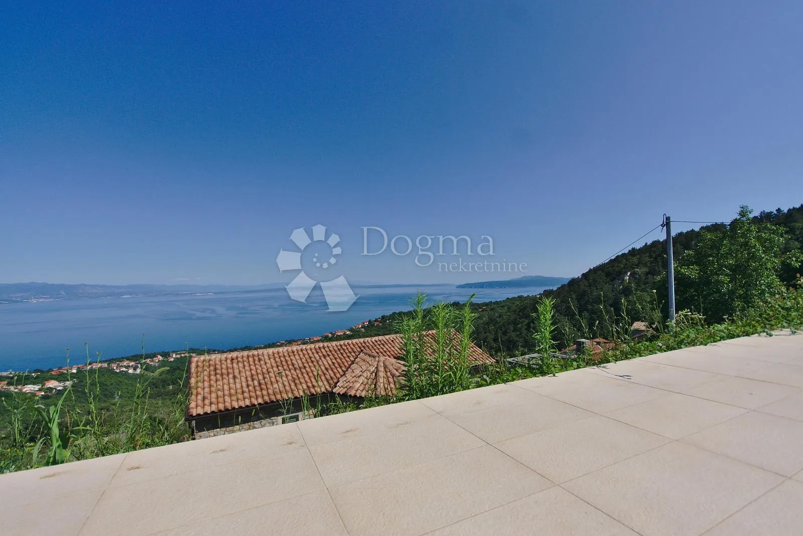 opatija, poljane- kuća sa dva dvoetažna stana dva bazena i panoramski pogled! - slika 11