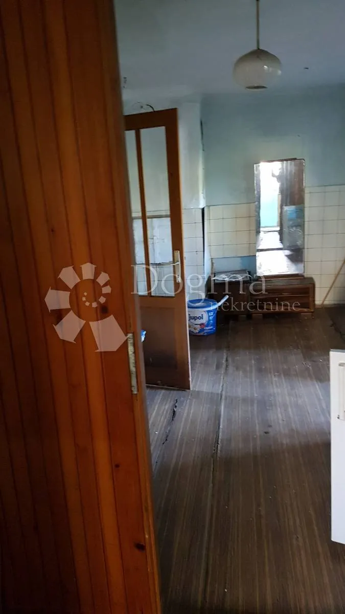 dvojna kuća s lijepom okućnicom - slika 3