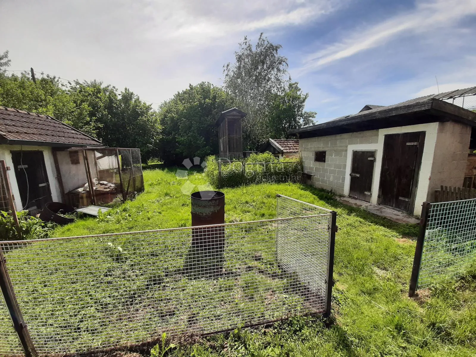 obiteljsko imanje, veliki vrt i kuća 200 m2, novoselec, križ - slika 24