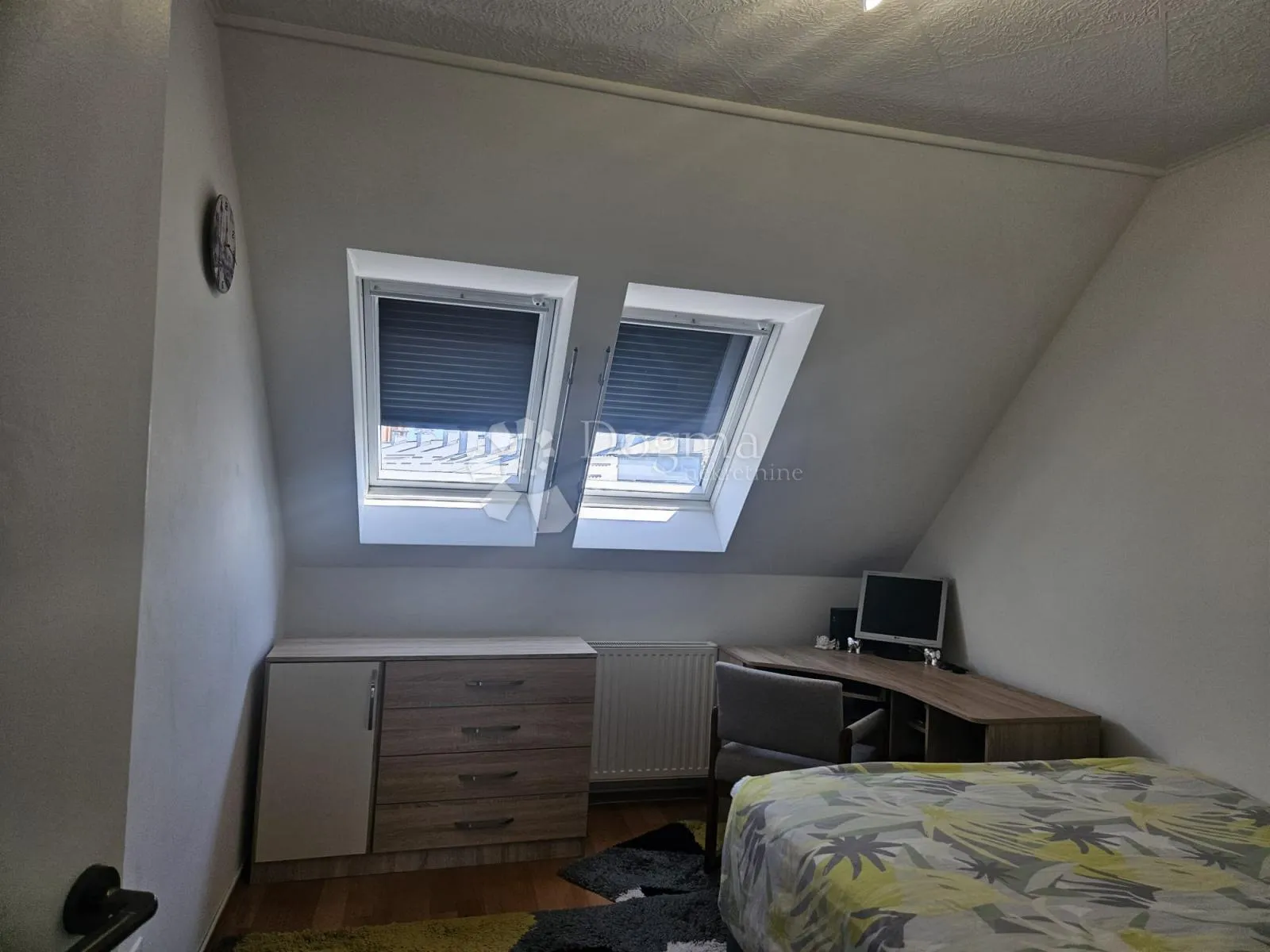 stan u luščiću na prodaju - kvart za sve generacije ! - slika 7