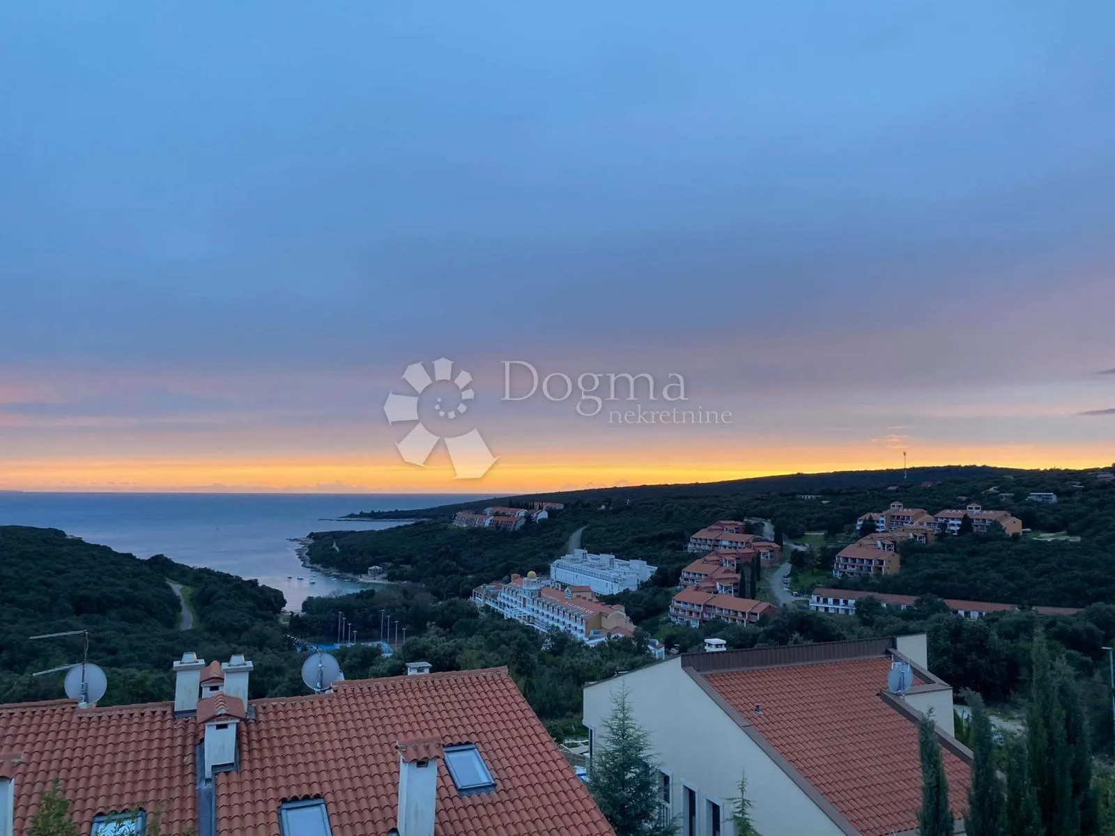 apartman s predivnim pogledom na more - slika 2