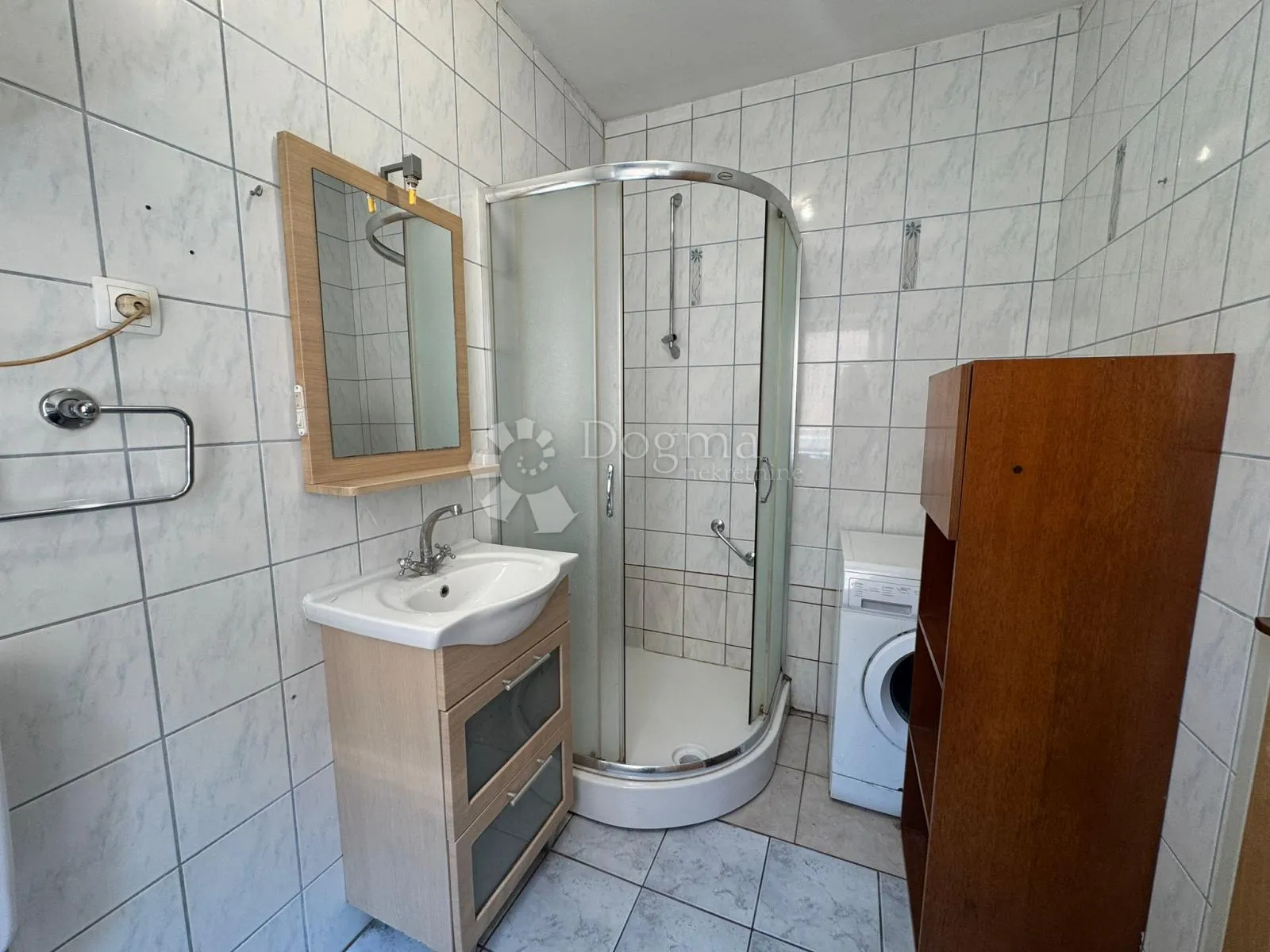 donji kućan – kuća s 1.704 m² okućnice i investicijskim potencijalom - slika 11
