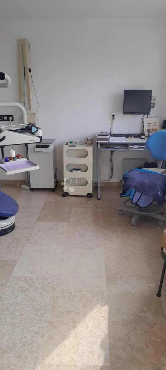 kantrida neponovljiva prilika - samostojeća kuća 360.000 €! - slika 15